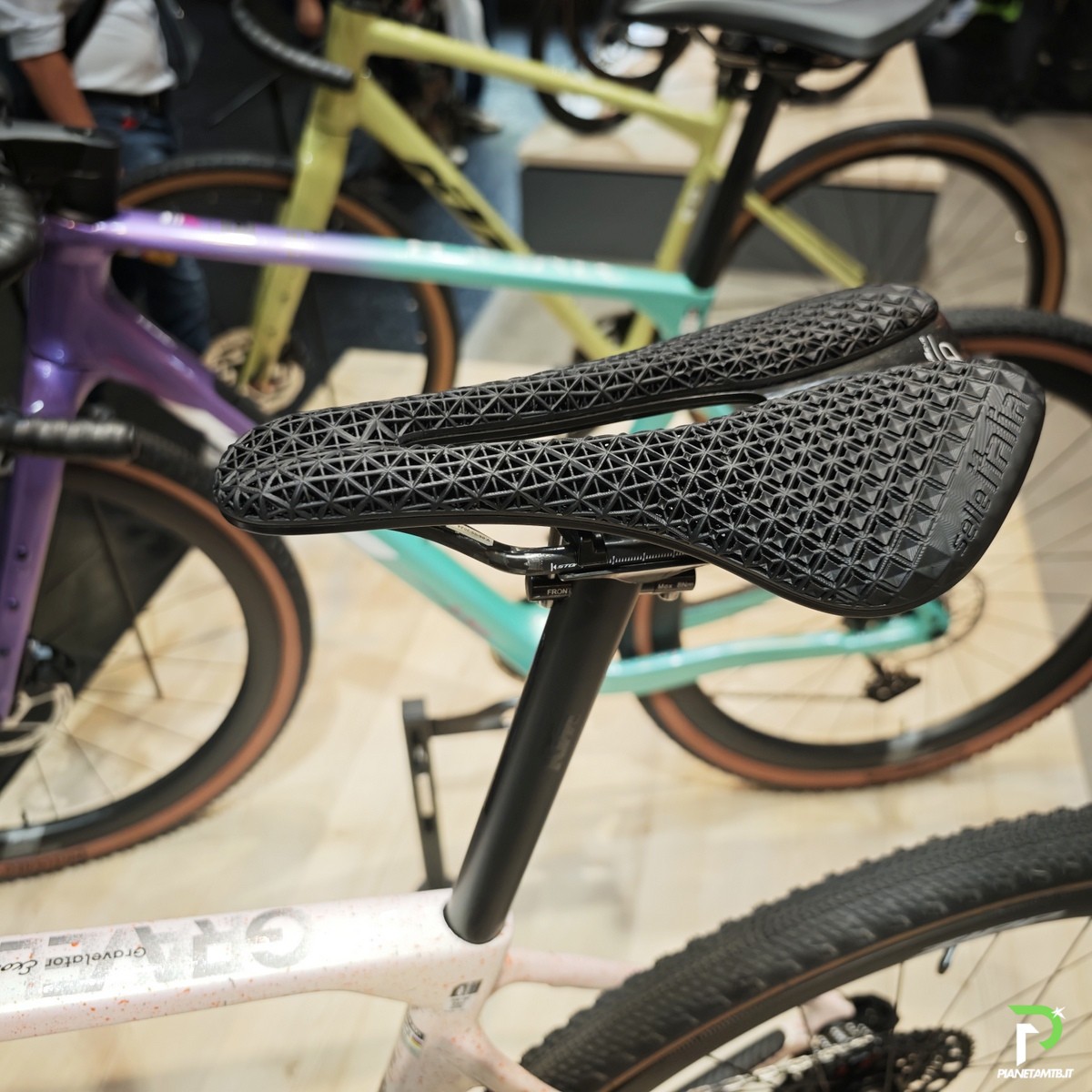 KTM Gravelator Exonic